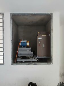 Cấu tạo và công nghệ vận hành cũng ảnh hưởng đến kích thước thang máy